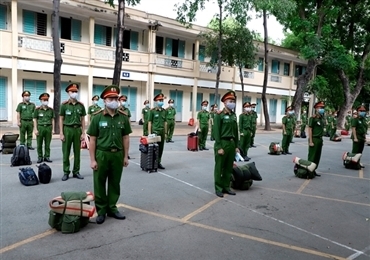 人民警察大学、人民安全大学支援胡志明市抗疫